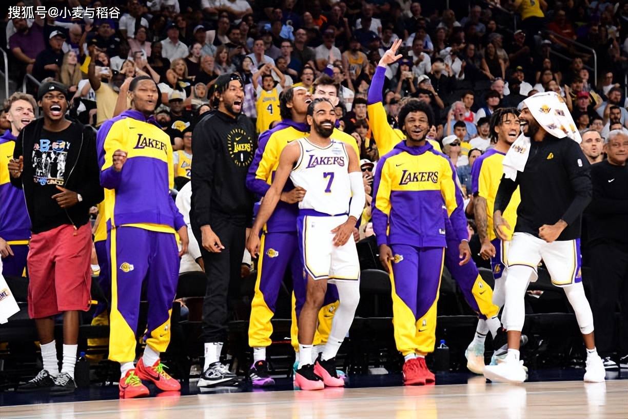 当他们身后 当他们身后